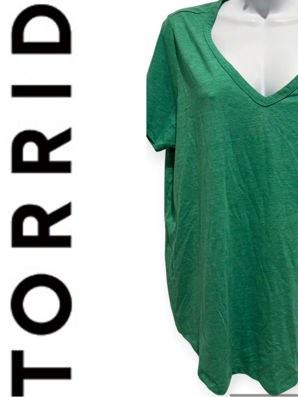 TORRID Women’s Girlfriend Signature Jersey V-Neck TShirt Green Size 2